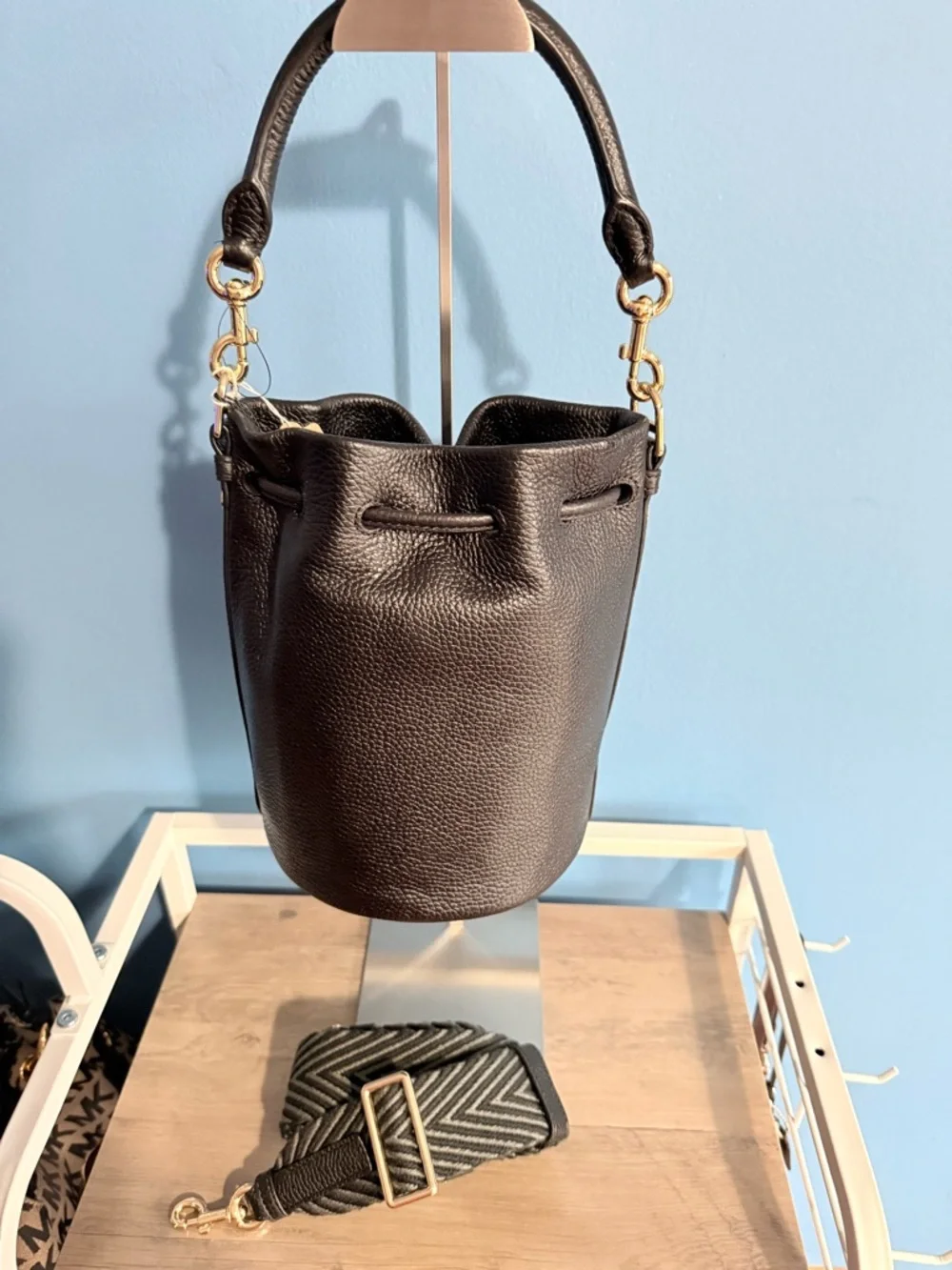 Marc Jacobs Black Pebbled Leather Drawstring Bucket Bag - Picture 2 of 4